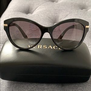 NEW Versace sunglasses!